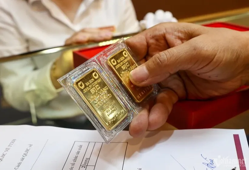 Từ đợt điều chỉnh giá vàng SJC và vàng nhẫn về 159 triệu đồng: Nhìn về áp lực thanh khoản và dòng tiền phòng thủ
