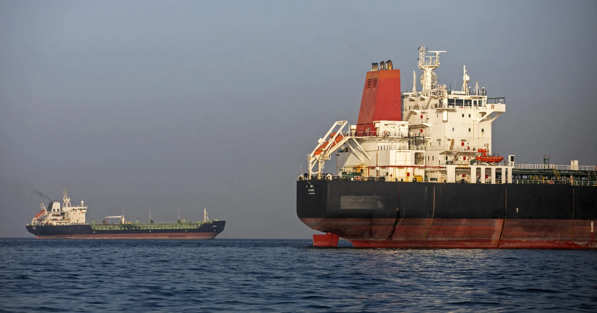 1.500 Con Tàu Mắc Kẹt Cho Eo Biển Hormuz: Threat Cường Lượng Năng Lượng Global