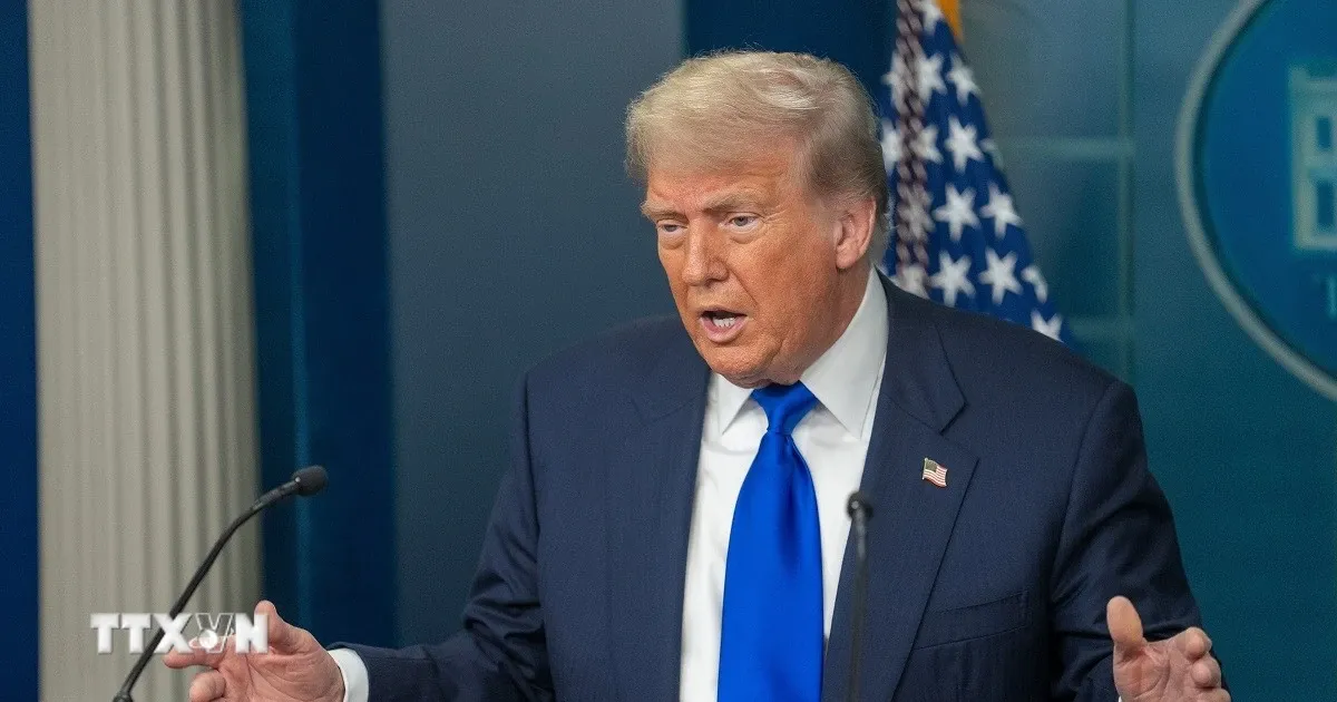 Tổng thống Mỹ Donald Trump đưa lãnh đạo các tập đoàn lớn tới Trung Quốc