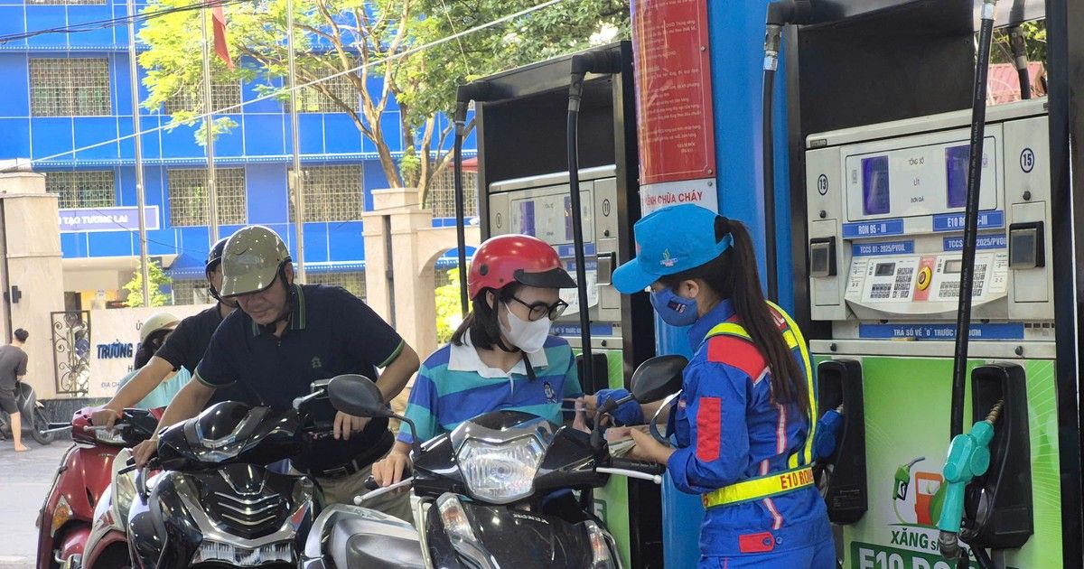 Từ lộ trình xăng E10: Tác động đến chi phí năng lượng và dòng tiền ngành vận tải