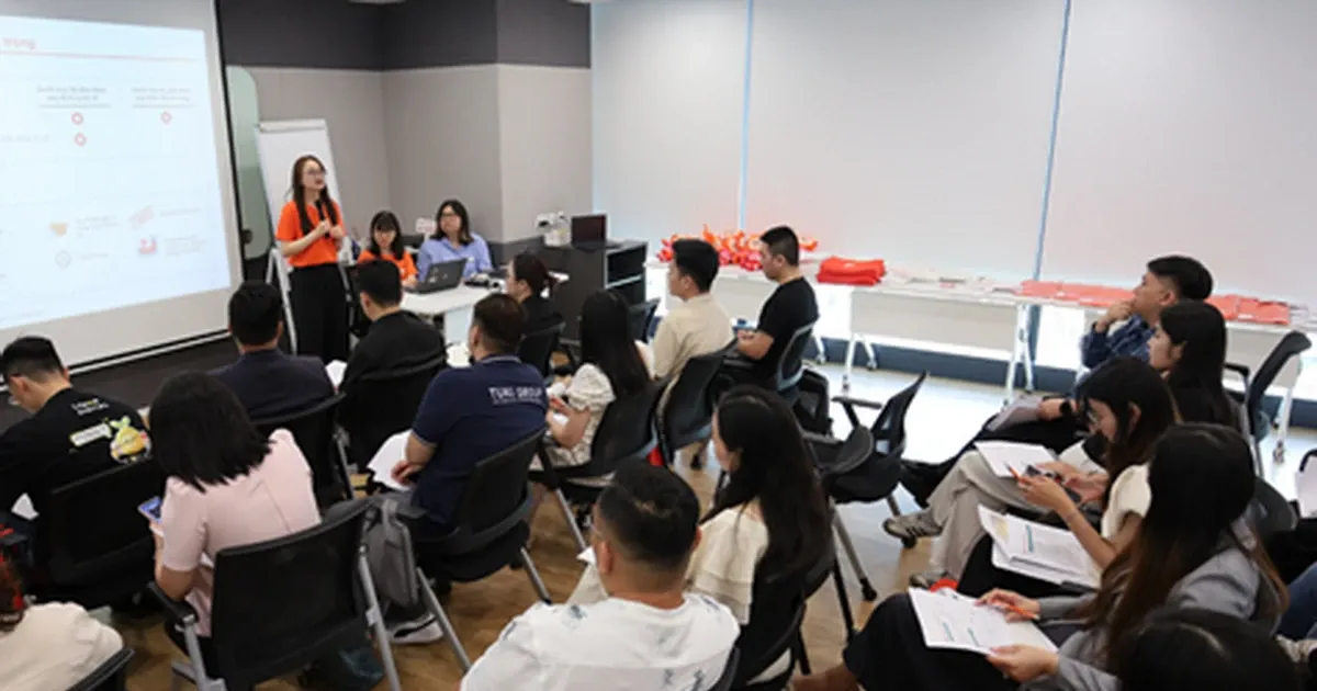 Shopee đào tạo nhà bán hàng chuyên sâu: Từ xuất khẩu trực tuyến đến tối ưu vận hành Mall nhìn dưới góc độ dòng tiền TMĐT