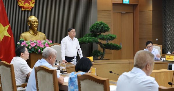Từ cuộc họp của Phó Thủ tướng Thường trực Phạm Gia Túc: Nhìn vào áp lực chuỗi cung ứng và dòng vốn ngành dệt may, da giày