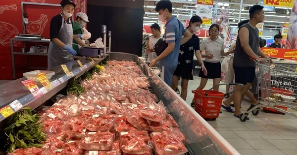Từ mục tiêu tăng trưởng 2 con số đến bài toán kích cầu tiêu dùng: Áp lực lên dòng tiền nội địa