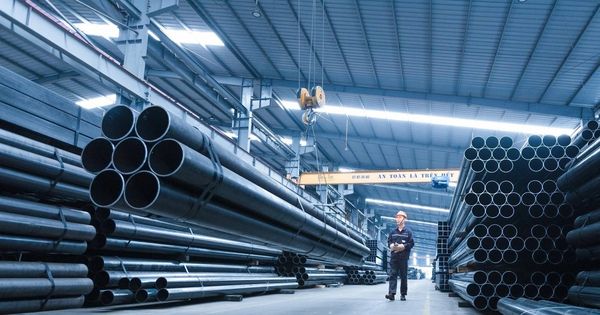Ngành thép Việt Nam: Từ câu chuyện 'dấu mốc tự hào' nhìn về áp lực cạnh tranh và thanh khoản nội tại