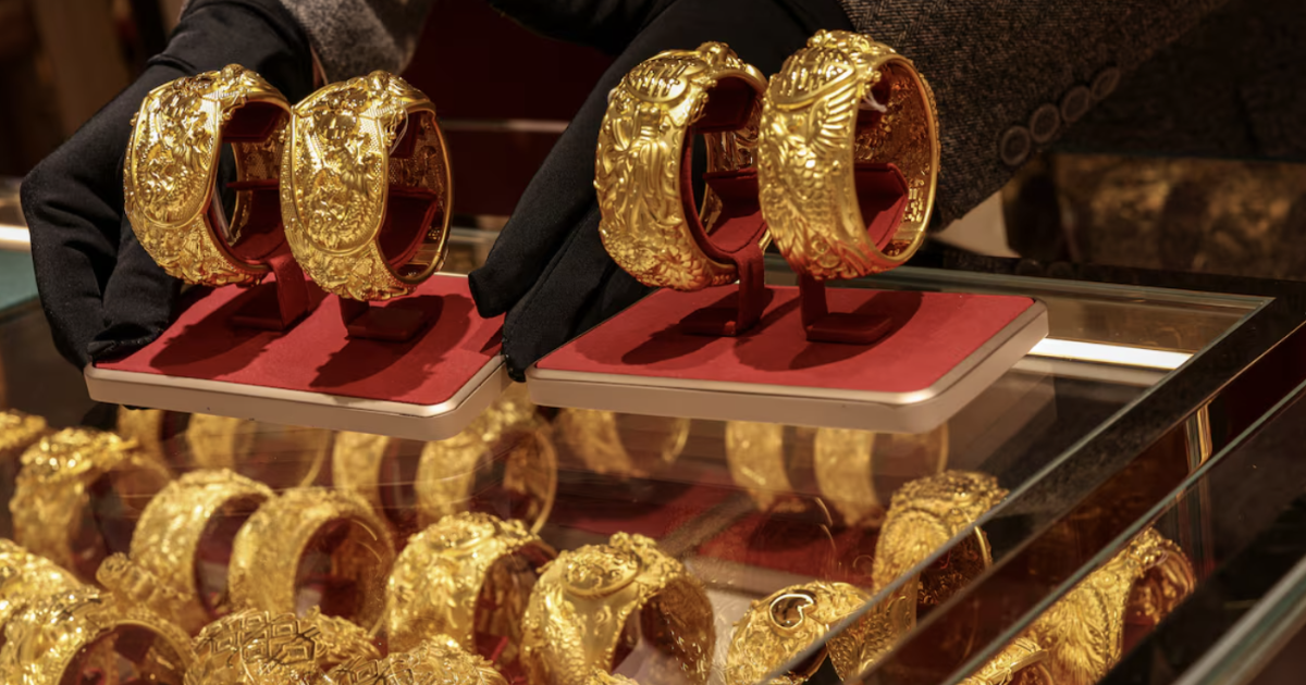 Giá vàng tăng trở lại mốc 4.700 USD/oz