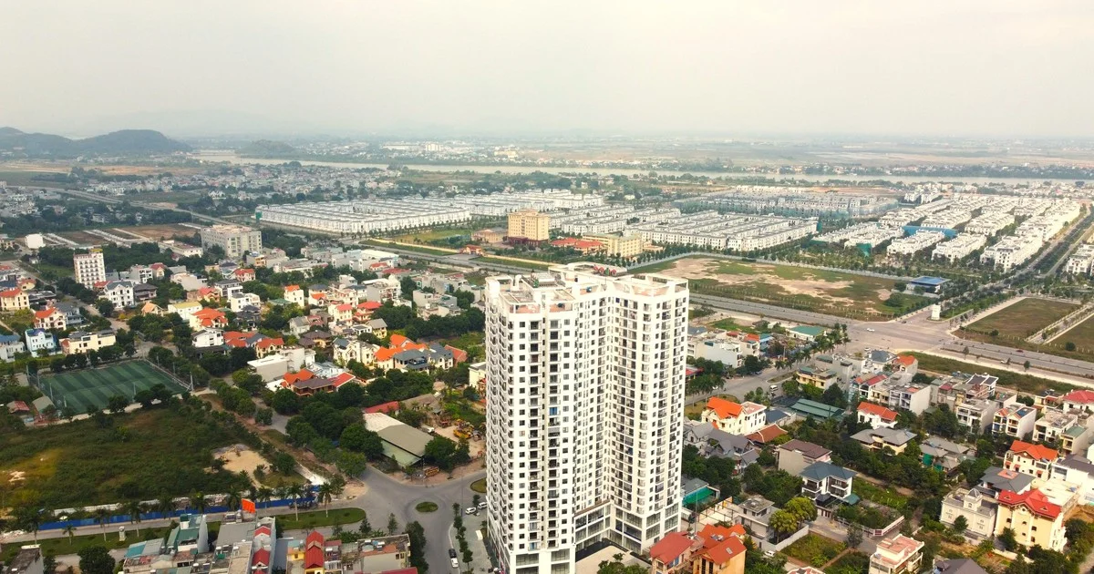Bộ Chính trị yêu cầu sửa đổi căn cơ chính sách đất đai: Áp lực cải cách thể chế và tác động đến dòng vốn bất động sản