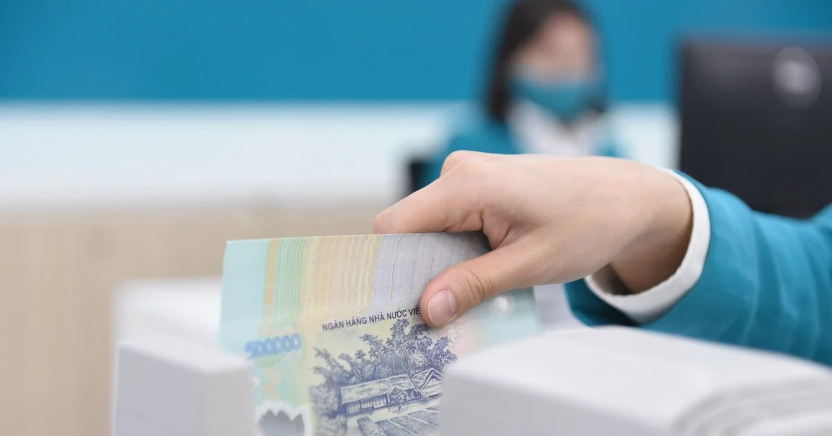 Lãi suất tiết kiệm tại Việt Nam biến động trái chiều: Áp lực thanh khoản và thị trường bất động sản Hà Nội