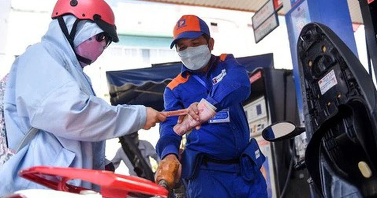 Từ đề xuất gia hạn thuế nhập khẩu xăng dầu 0%: Nhìn về áp lực ngân sách và bài toán an ninh năng lượng