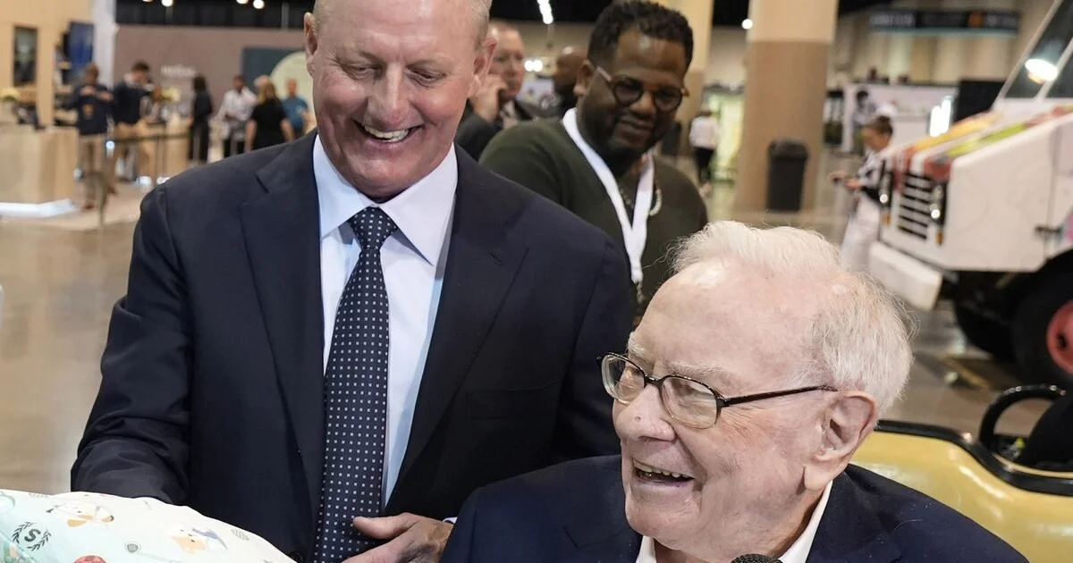 Từ thương vụ Taylor Morrison 8,5 tỷ USD: Berkshire Hathaway dưới thời CEO Greg Abel và chiến lược mở rộng bất động sản Mỹ