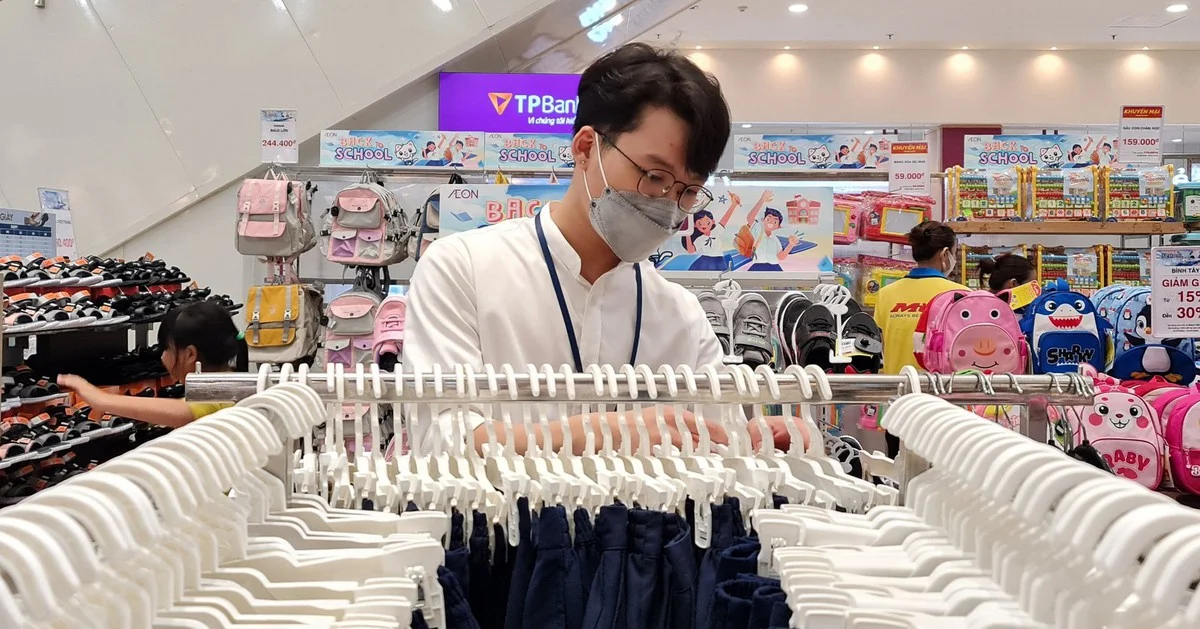 Việt Nam lọt Top 10 thị trường tuyển dụng toàn cầu: Tín hiệu vĩ mô và áp lực tái cấu trúc doanh nghiệp