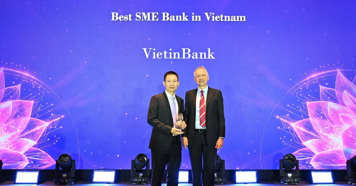 Từ giải thưởng 6 năm liên tiếp của VietinBank: Tín hiệu về dòng tín dụng SME và áp lực chuyển đổi số