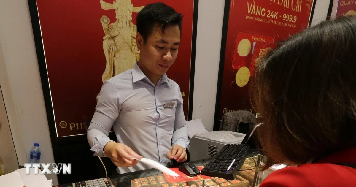 Bài học từ 'cơn sốt' đầu tư theo phong trào trên thị trường vàng