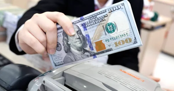 Giá USD tự do giảm gần 2.000 đồng so với đỉnh quý I – Phân tích định lượng từ diễn biến tỷ giá 12/06/2026