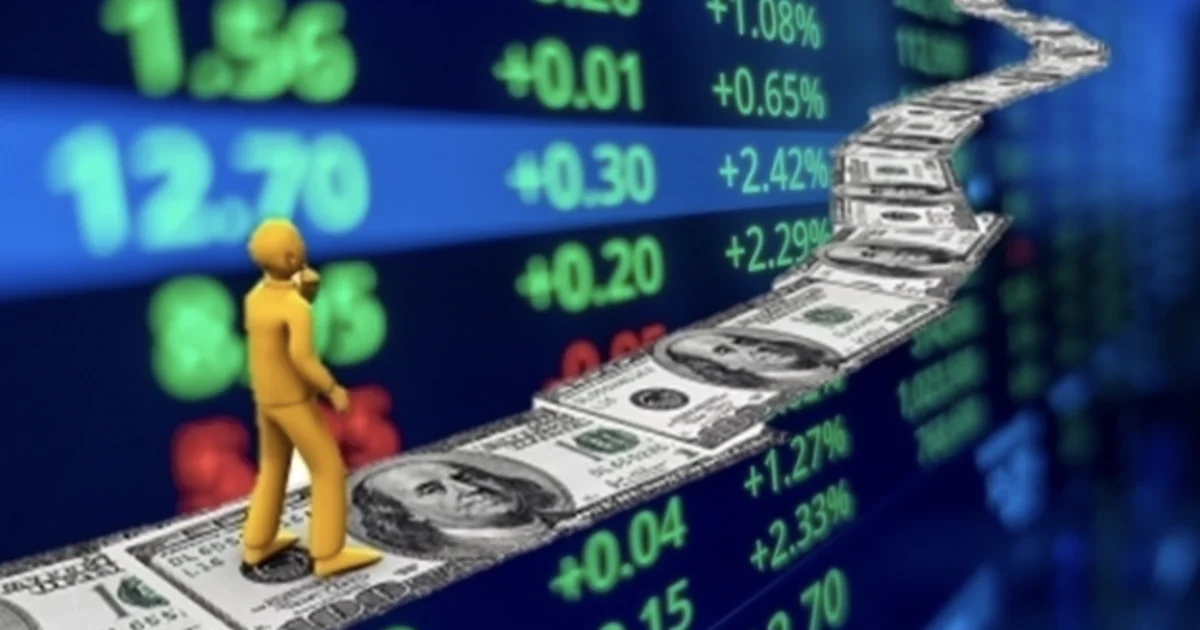 Dòng tiền tìm nơi trú ẩn: Tỷ trọng nhóm Ngân hàng chạm 30,1% dù VN-Index giảm 1,32%
