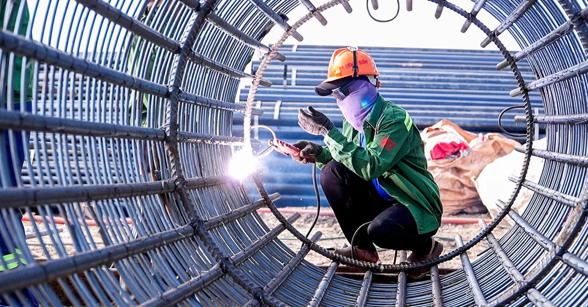 Giá Vật Liệu Xây Dựng 'Nhảy Múa' Và Liên Tục Tăng Mạnh