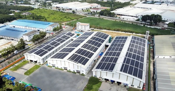 Điện mặt trời mái nhà dư thừa: Cơ chế bán 100% và áp lực lên lưới điện miền Bắc