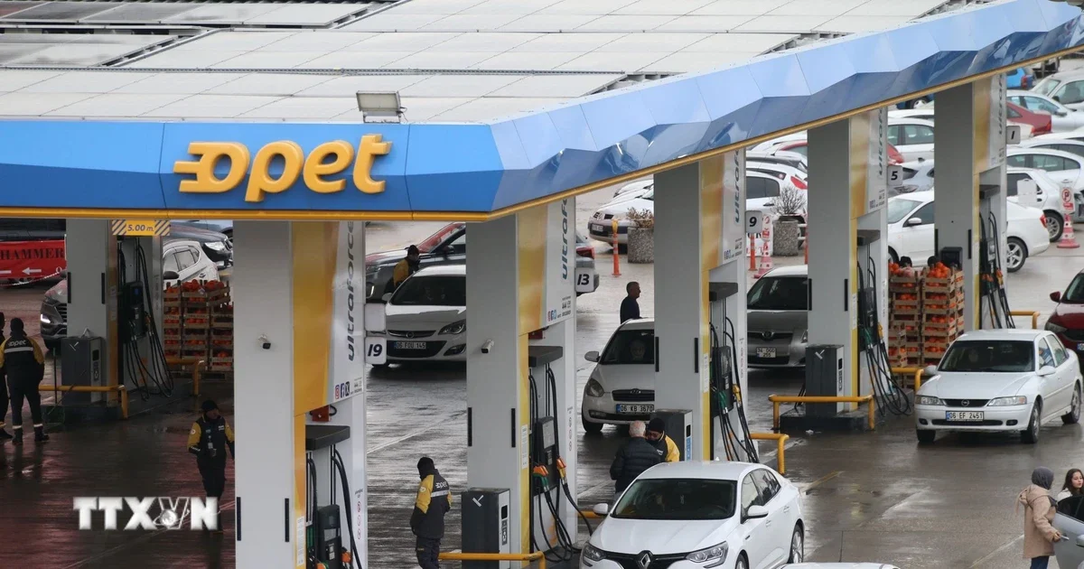 Giá dầu Brent và WTI giảm về đáy 4 tháng: Nguồn cung Trung Đông dồi dào và áp lực từ kỳ vọng trở lại trạng thái tiền xung đột