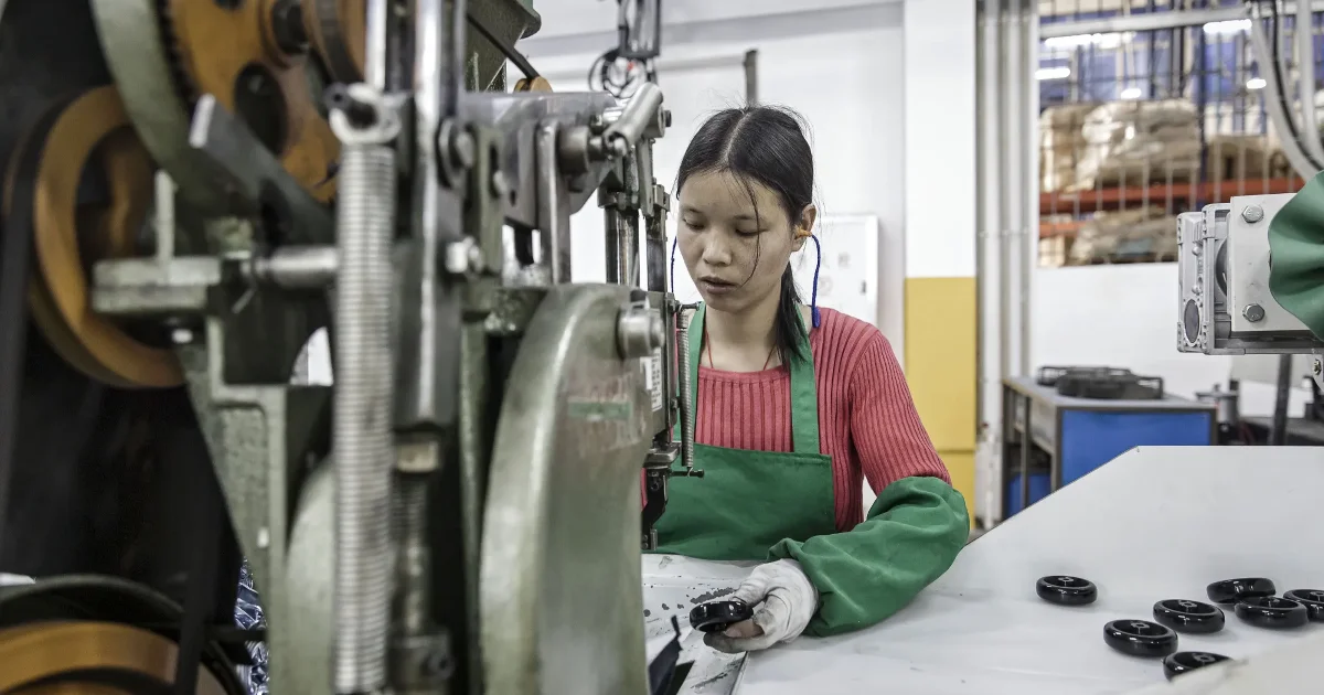 Cú sốc PPI Trung Quốc tháng 5/2026: Giá năng lượng leo thang và áp lực truyền dẫn lạm phát