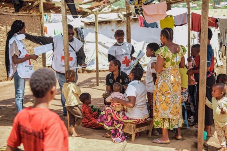 Dịch Ebola chủng Bundibugyo: Áp lực tử vong 22,8% và cuộc đua phát triển vaccine từ Moderna, Oxford