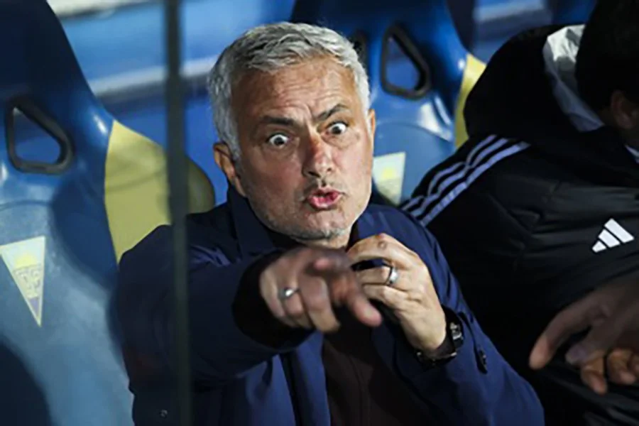 Real Madrid chia tay HLV Alvaro Arbeloa: Bước đệm cho sự trở lại của Jose Mourinho dưới thời Florentino Perez
