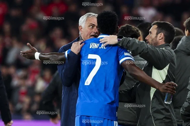 Từ video bí ẩn của Mourinho: Bài toán quyền lực và chi phí chuyển nhượng tại Real Madrid