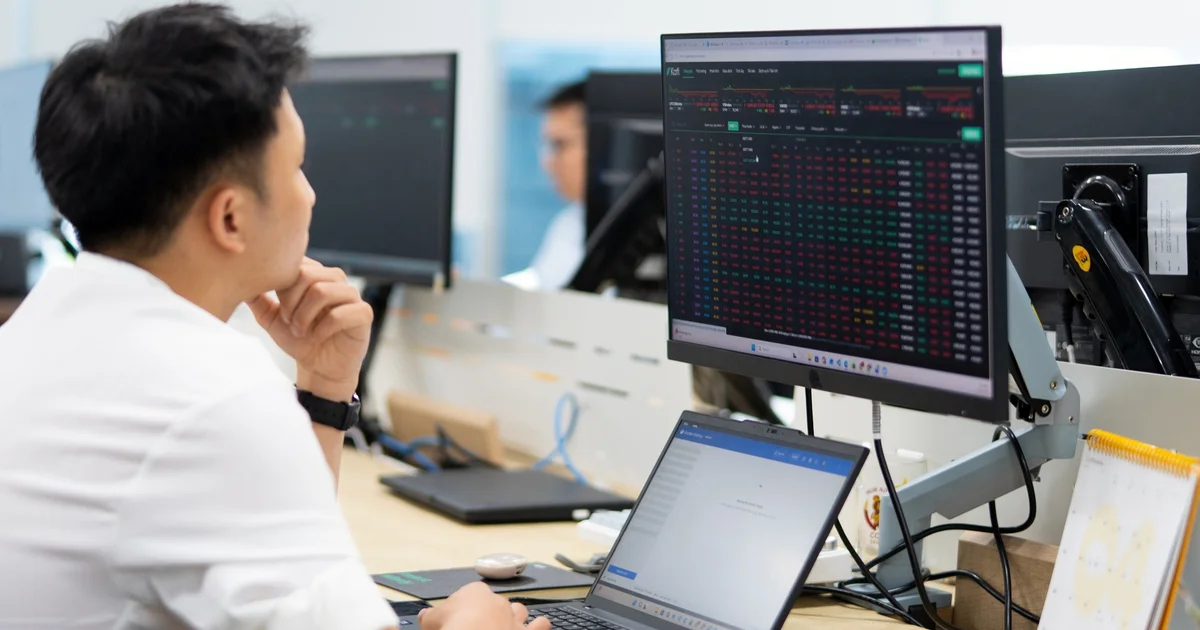 VN-Index kết tuần trong sắc đỏ: Tín hiệu điều chỉnh sau đà tăng 33 điểm?