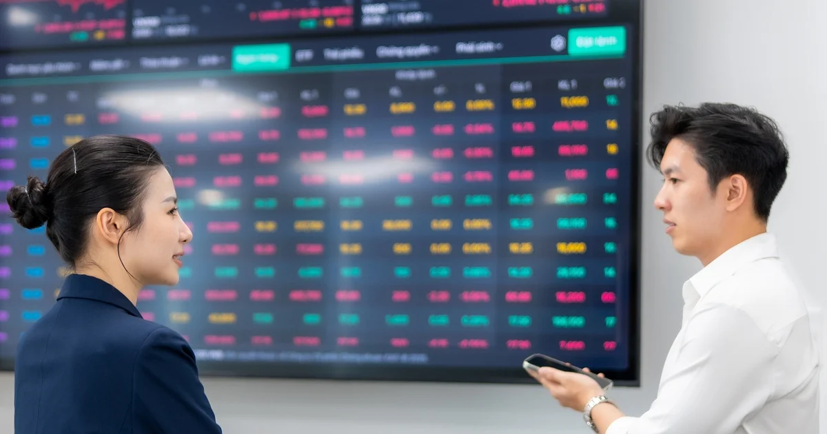 Thanh khoản thấp kéo dài: VN-Index tích lũy trong vùng 1.750 - 1.810 điểm, kỳ vọng dòng tiền cải thiện từ quý 3