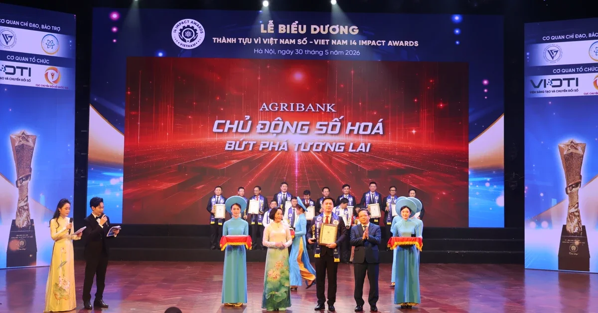Agribank nhận 'cú đúp' giải thưởng số: Từ SmartForm đến Online Lending – Tín hiệu chuyển đổi số trong ngân hàng thương mại nhà nước