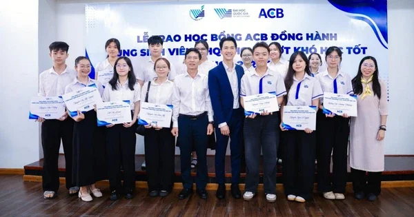 Chương trình học bổng ACB: Hỗ trợ tài chính và chiến lược phát triển nguồn nhân lực trẻ