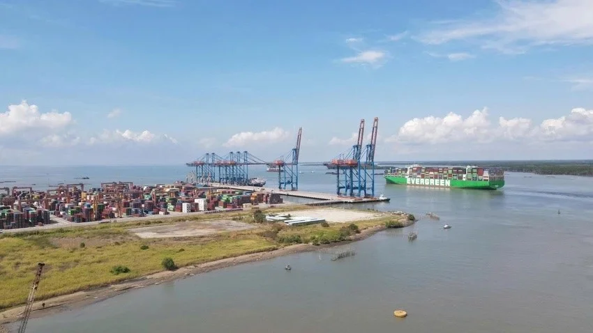 Chi phí logistics 16-17% GDP và FTZ: Dư địa tăng trưởng mới cho TP.HCM từ góc nhìn dòng vốn và năng suất