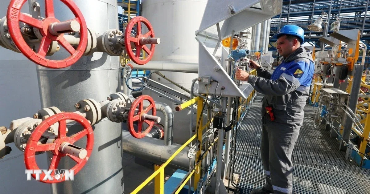Nga thảo luận tăng nguồn cung LNG cho ASEAN: Định hình lại dòng chảy năng lượng khu vực