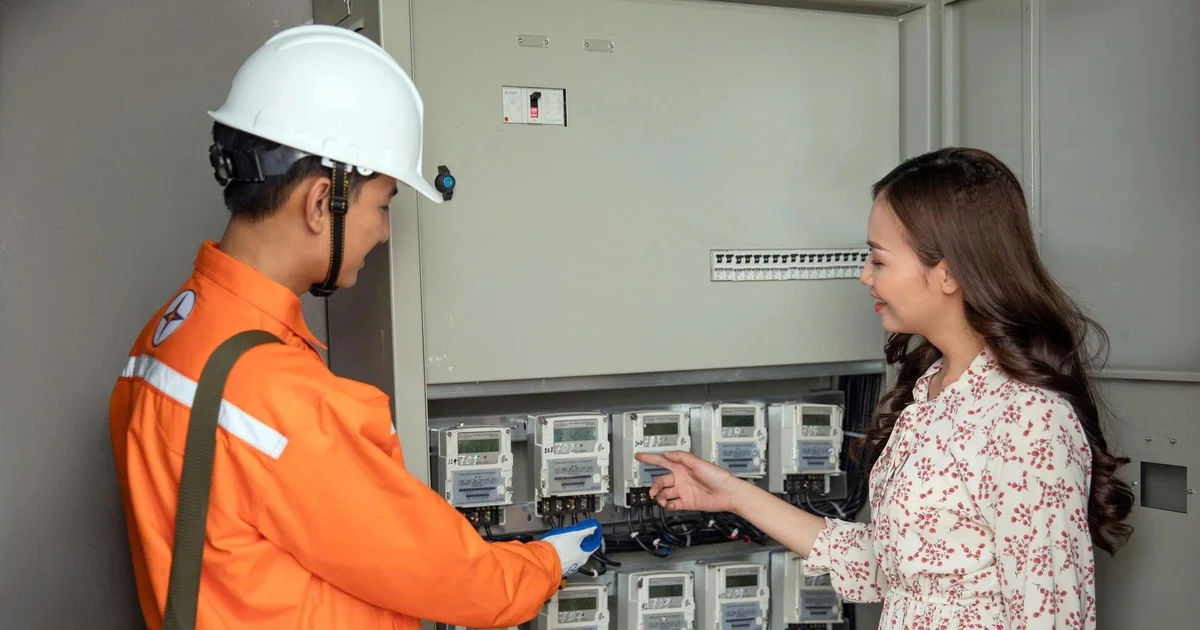 Giá điện theo giờ (TOU): Áp lực hệ thống cao điểm tối và tác động đến chi phí vận hành, hiệu quả đầu tư hạ tầng năng lượng