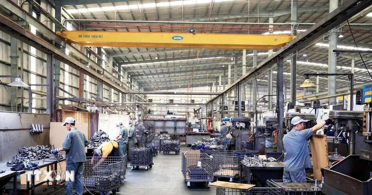 Bộ Chính trị ban hành Nghị quyết mới: Định hướng lại dòng vốn FDI vào Việt Nam