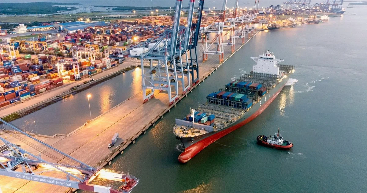 TP.HCM 50 năm: Từ đầu tàu kinh tế đến bài toán nâng tầm siêu đô thị cạnh tranh khu vực