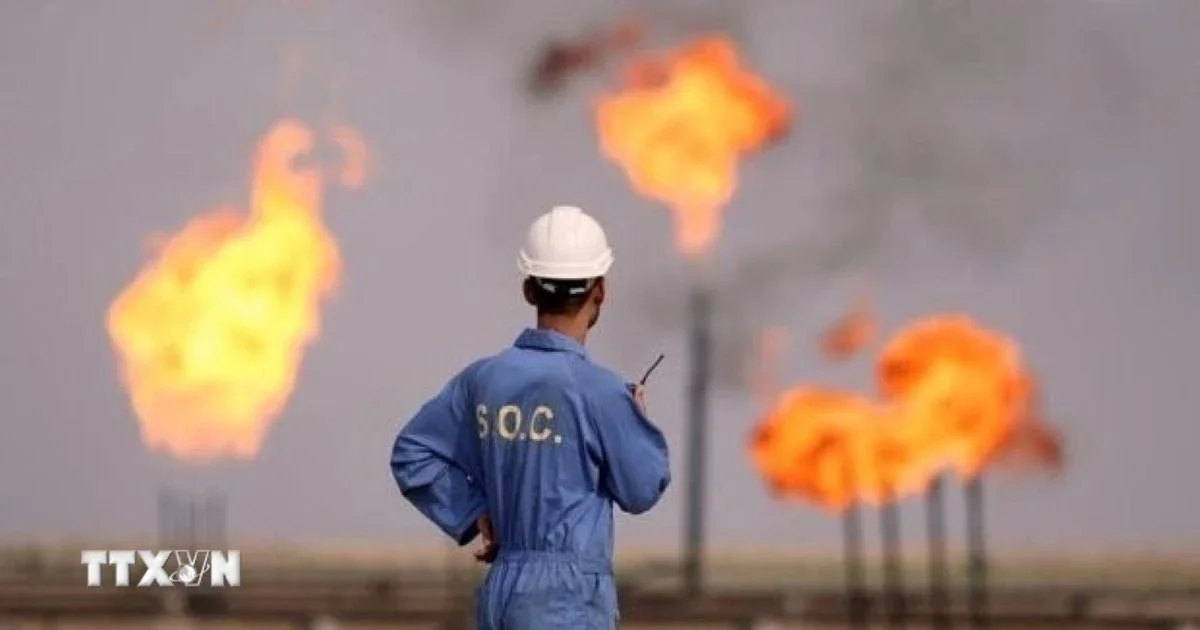 Từ thỏa thuận Hormuz: Ngành năng lượng bước vào 'kỷ nguyên mới' với chi phí vận hành và rủi ro logistics leo thang