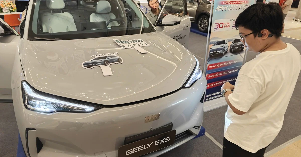 Grab mở rộng đội xe điện và đề xuất trạm sạc dùng chung: Áp lực hạ tầng và cuộc đua doanh thu tại Việt Nam