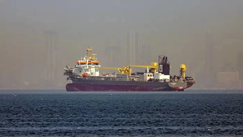 Giá dầu giảm hơn 4% sau thỏa thuận Mỹ-Iran tái mở eo biển Hormuz