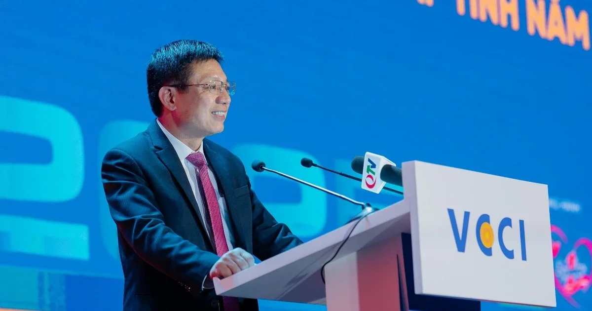PCI 2025: Điểm nghẽn cầu tiêu dùng và rủi ro phân hóa trong bức tranh doanh nghiệp tư nhân