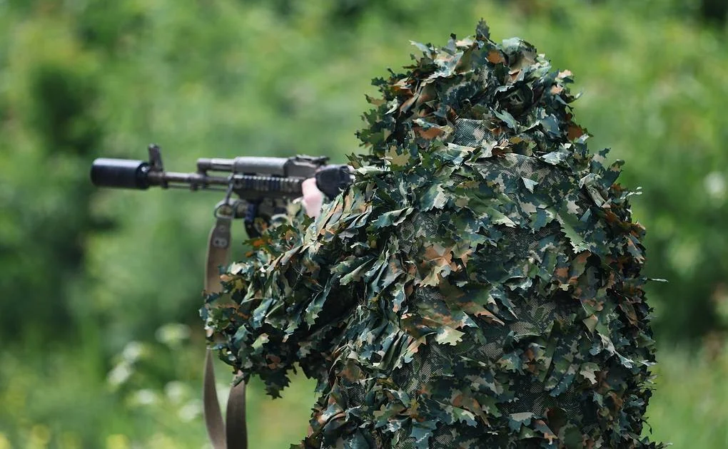 Từ chiến dịch tập kích sân bay Donetsk nhìn về leo thang xung đột Nga-Ukraine: Tác động đến dòng vốn và giá năng lượng