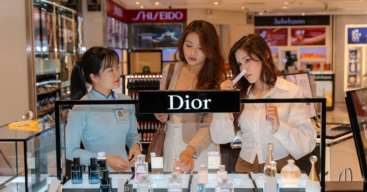Từ ca phẫu thuật thông ruột giai đoạn cuối: Gánh nặng chi phí y tế và tác động đến dòng tiền hộ gia đình