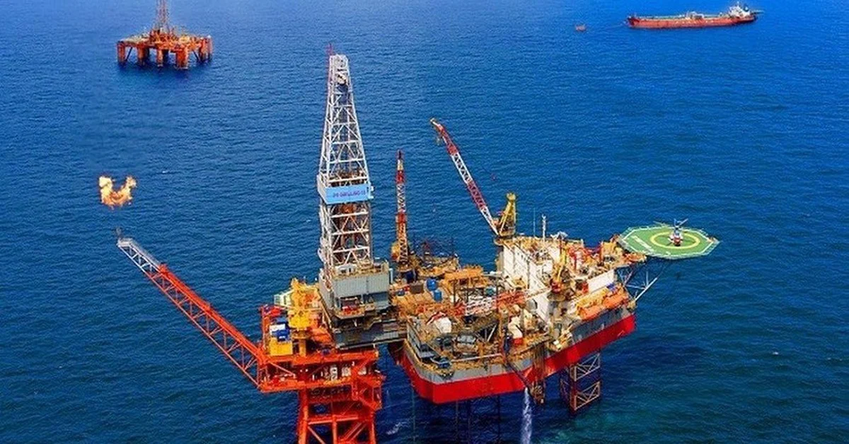 Từ báo cáo tài chính Petrovietnam năm 2025: Áp lực nợ và dòng tiền gửi khổng lồ