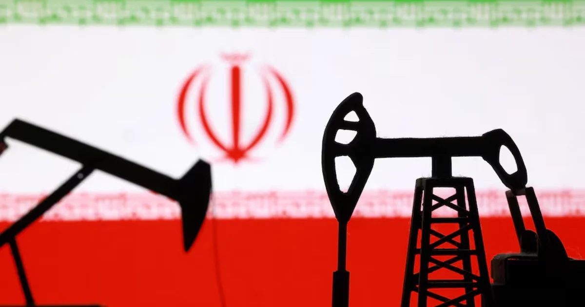 Xuất khẩu dầu Iran giảm xuống mức thấp nhất 6 năm: Từ lệnh phong tỏa hải quân Mỹ đến áp lực nguồn cung toàn cầu