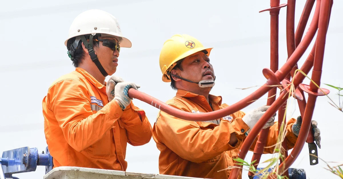 EVN lãi 52.000 tỉ: Cơ hội giảm giá điện hay áp lực chi phí đầu vào đang đảo chiều?