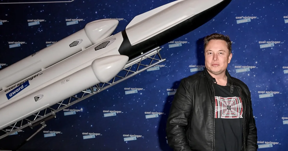 Định giá 1,11 nghìn tỷ USD của Elon Musk hậu IPO SpaceX: Phép đo lực hấp dẫn vốn từ góc nhìn tài sản giấy