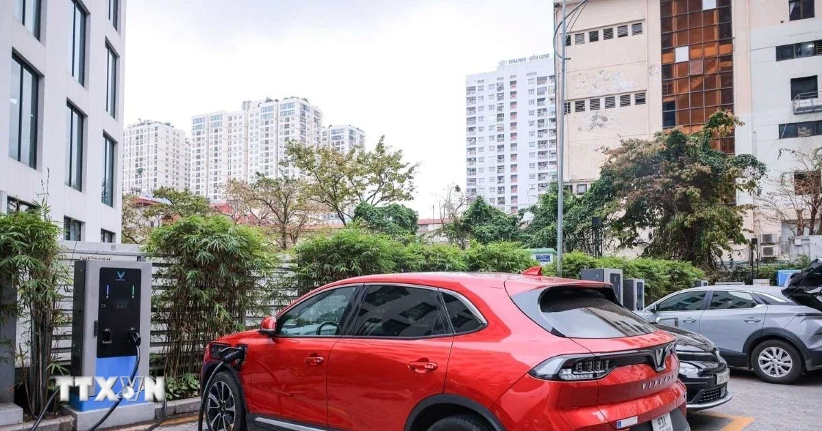 Chính sách ưu đãi lệ phí trước bạ 0% cho ô tô điện đến 2030: Tác động đến dòng vốn và chiến lược đầu tư