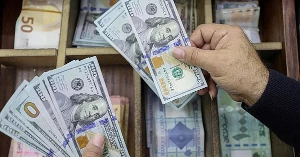 Từ câu chuyện chợ đen tăng vọt: Áp lực tỷ giá USD/VND và tín hiệu phòng thủ tài sản