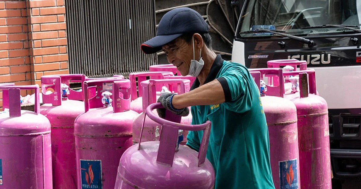 Từ câu chuyện giá gas chênh lệch 145.000 đồng/bình: Khúc xạ của chiến tranh giá ngầm và áp lực cạnh tranh kênh phân phối