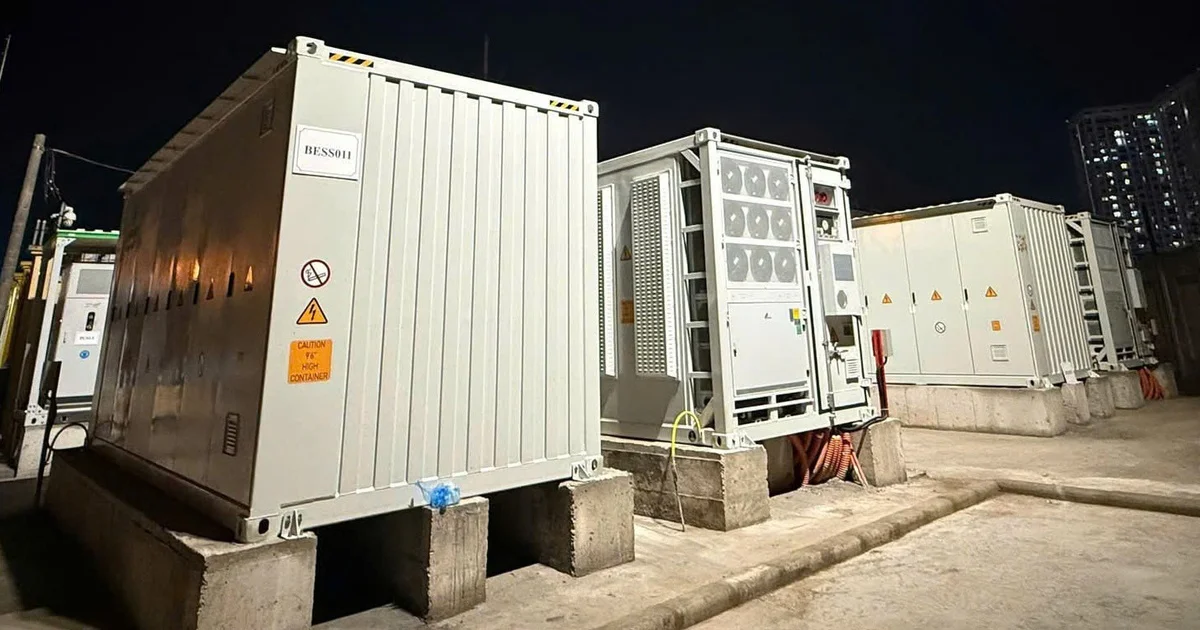 EVN lắp đặt loạt pin lưu trữ BESS quy mô lớn: Giải pháp tức thời cho áp lực hệ thống điện miền Bắc