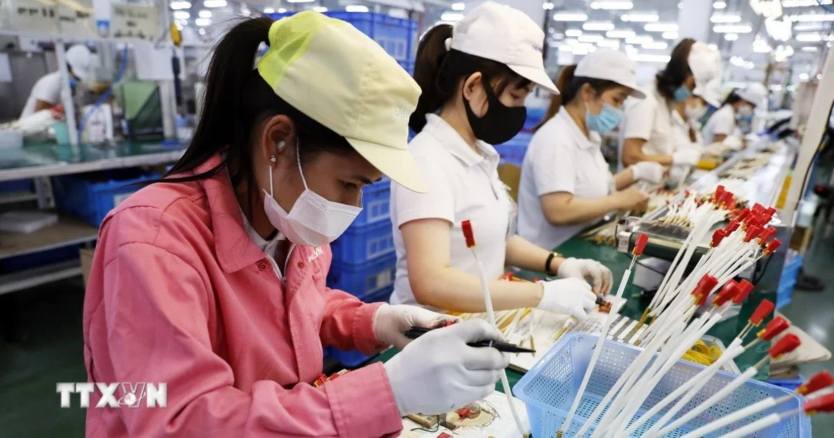 Từ chiến lược FDI mới của Singapore, Ireland, Hàn Quốc: Bài toán cạnh tranh dòng vốn công nghệ cao cho nhà đầu tư