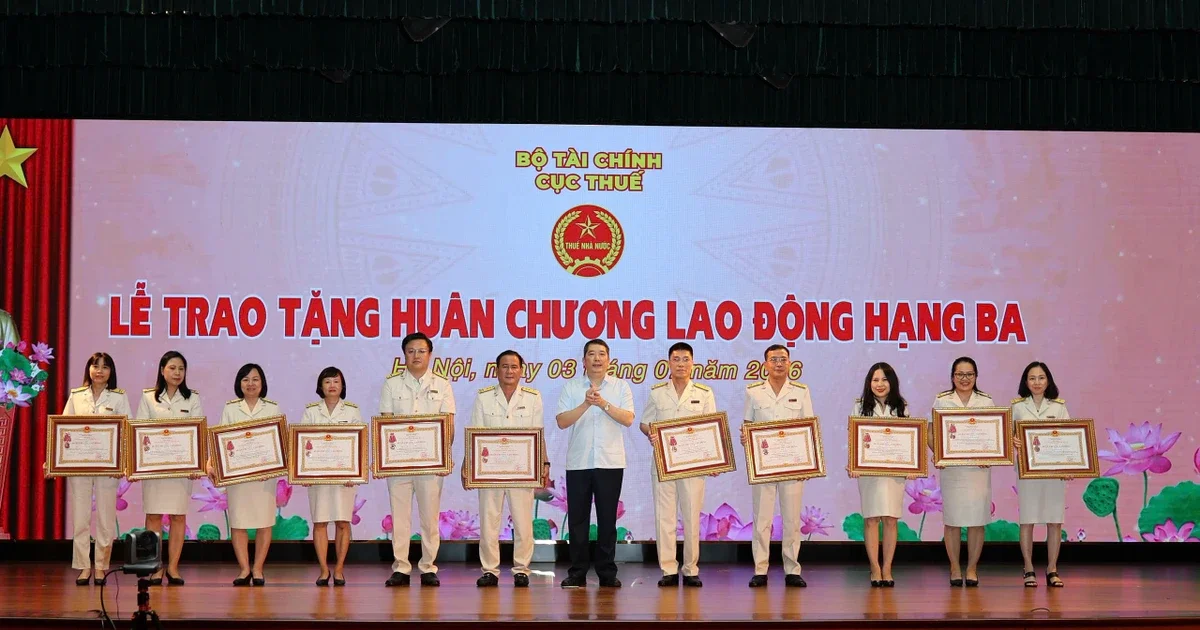 Ngành Thuế bứt phá thu ngân sách: Tín hiệu kiểm soát dòng tiền và hàm ý quản trị rủi ro cho nhà đầu tư